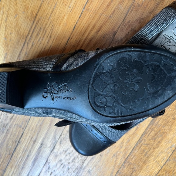 Life Stride Mary Jane style heels size 8 - Picture 5 of 5